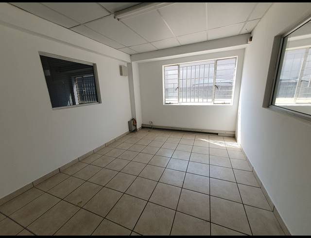 2,058M² WAREHOUSE TO LET IN CITY DEEP
